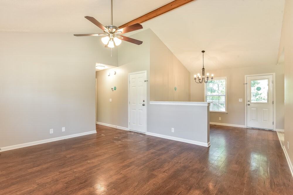 4936 Deerhaven Dr - Photo 5 of 17