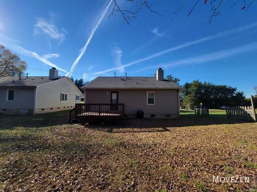 312 Lindale Dr - Photo 2 of 36