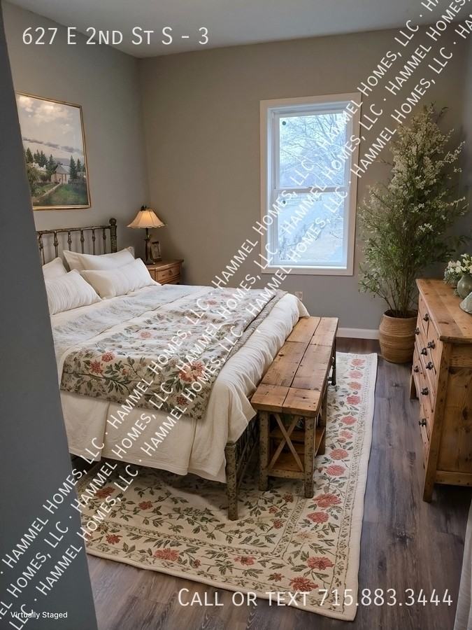 627 E 2nd St S #3 - Photo 4 of 13