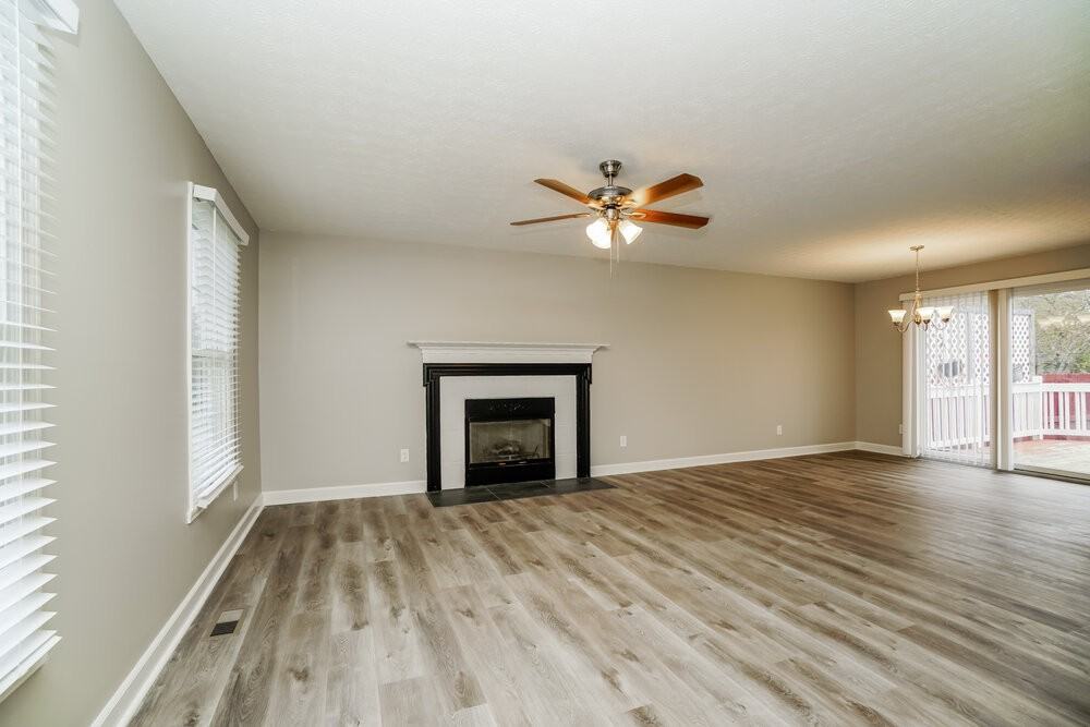 5800 Chase Run - Photo 6 of 18