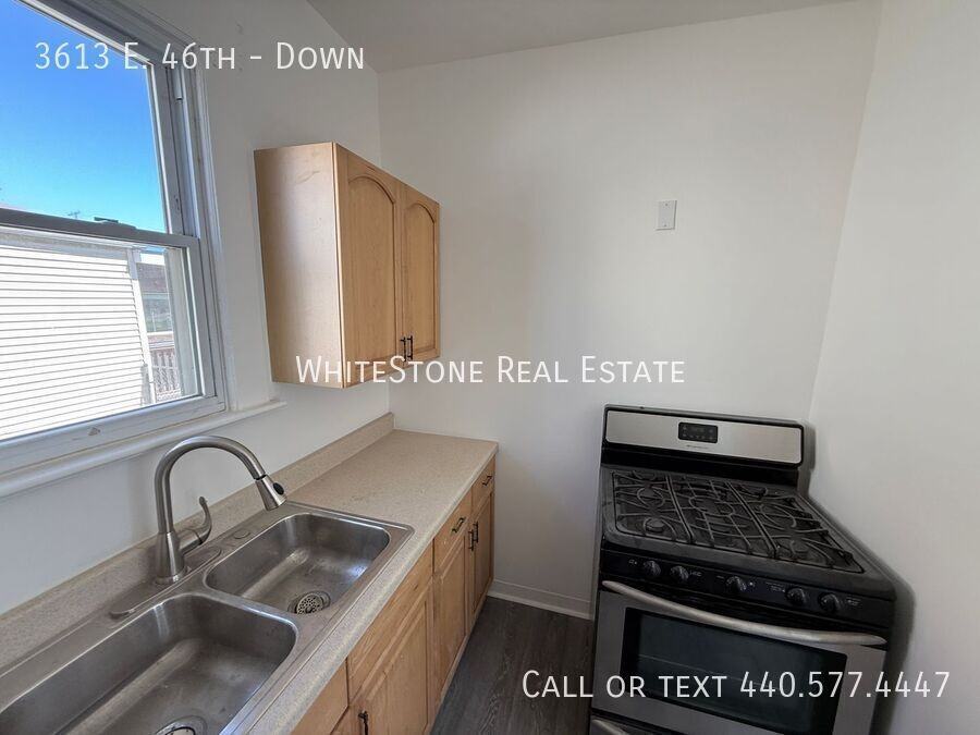 3613 E 46th St #DOWN - Photo 3 of 15