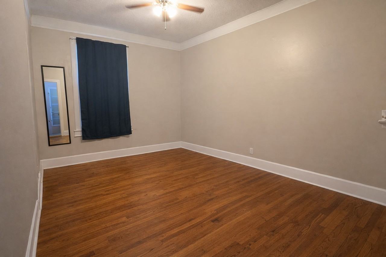 2115 Wallace St - Photo 7 of 14