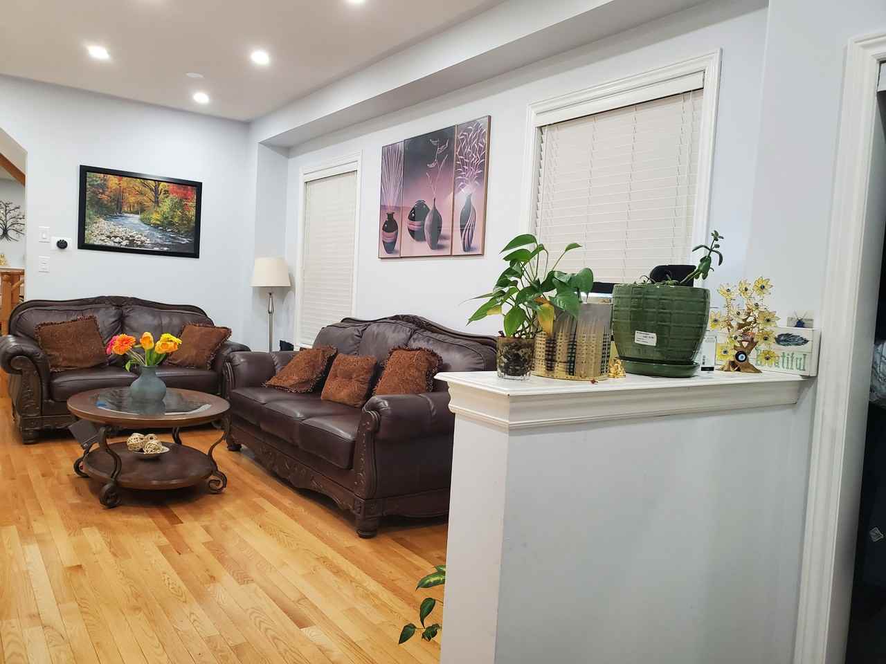 302 Sunny Meadow Blvd - Photo 3 of 12