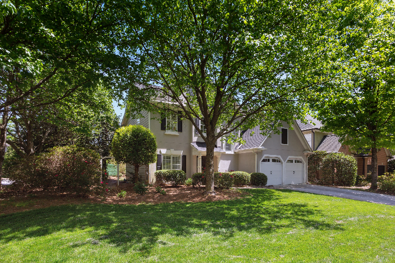 4545 Chelton Ct Se - Photo 2 of 27