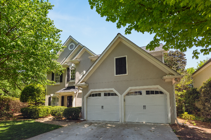 4545 Chelton Ct Se - Photo 3 of 27