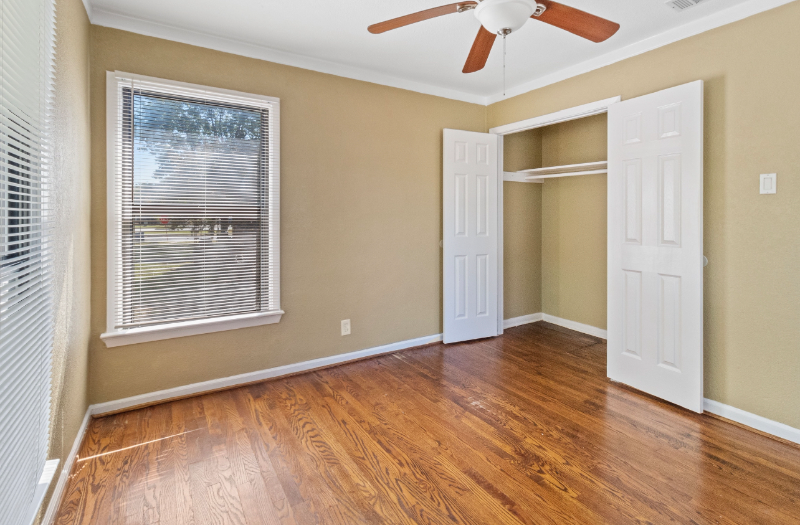 10911 Visalia Dr - Photo 7 of 21