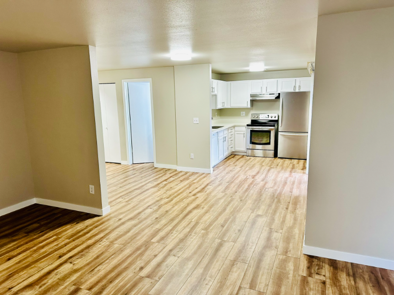 316 Choker St Se #4 - Photo 4 of 14