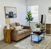 featured image of 2604 Dauphin St #202