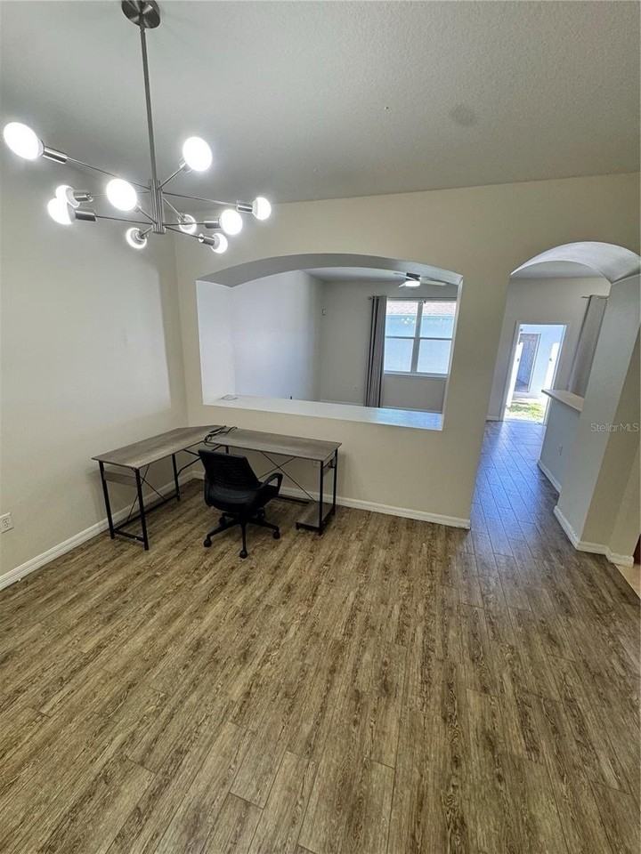 2822 Grasmere View Pkwy - Photo 2 of 12