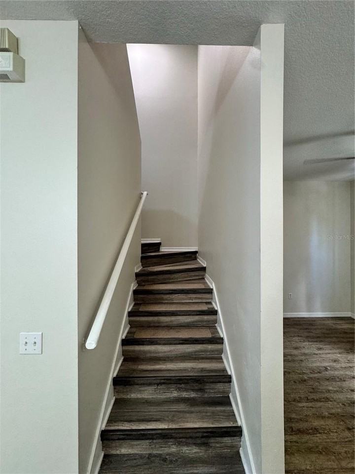 2822 Grasmere View Pkwy - Photo 6 of 12