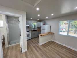 featured image of 622 Olive St #B