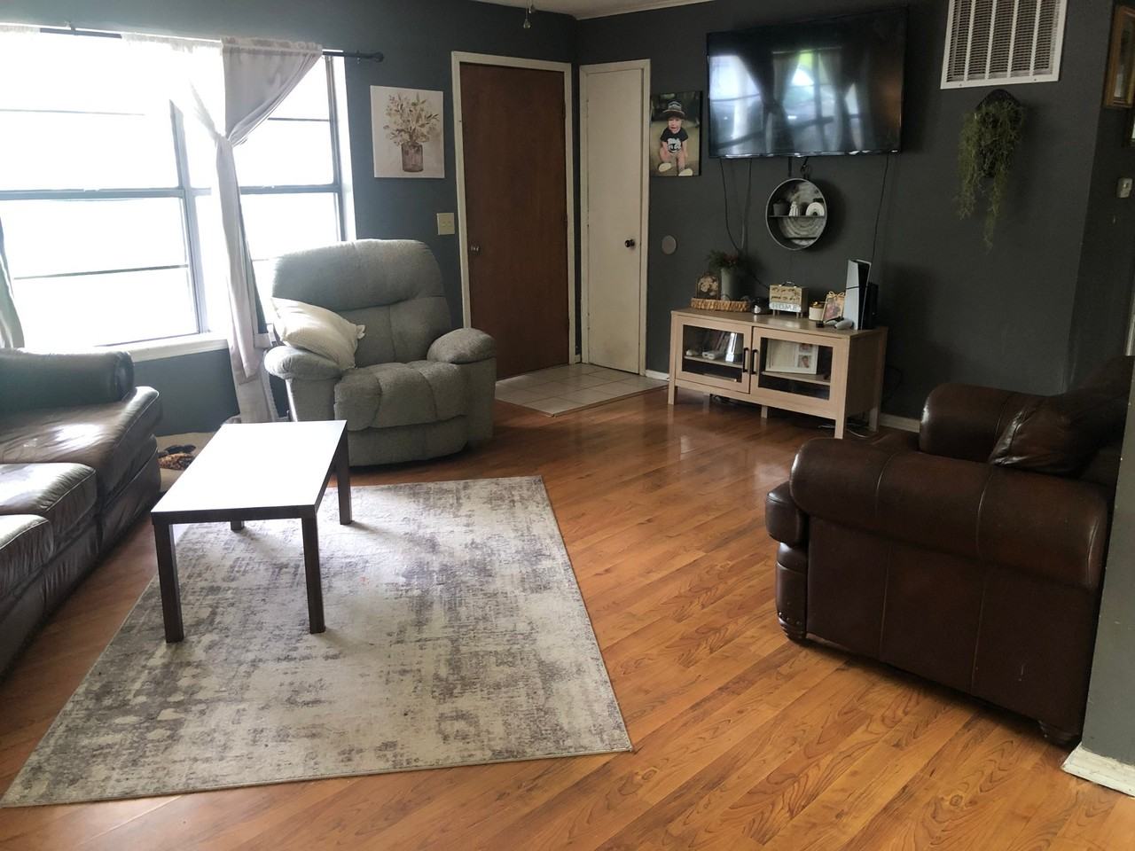 403 Betty Jean Ave - Photo 3 of 13