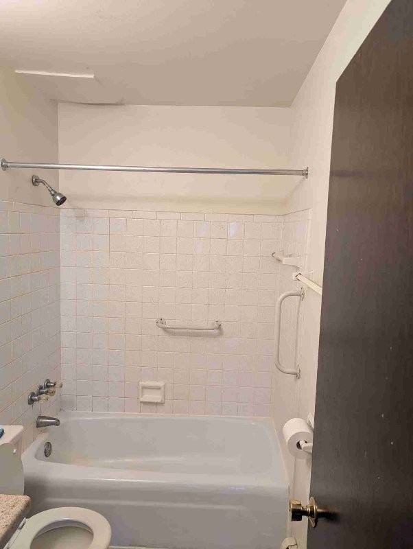 2621 W Pierce St - Photo 4 of 10