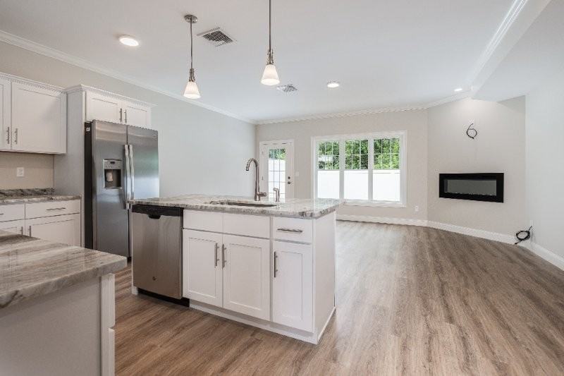 17 Edgewater Cir - Photo 5 of 20