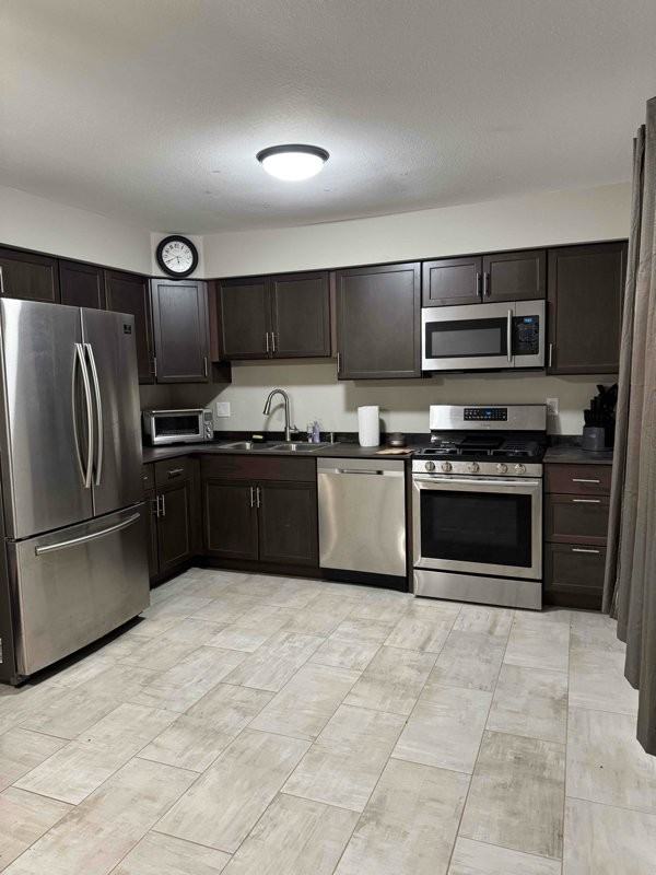 1100 North Ave - Photo 2 of 7
