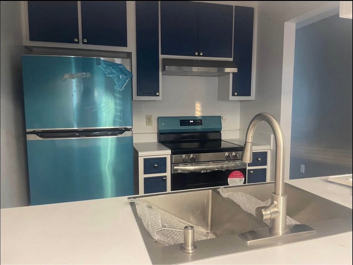 5222 Medina Rd #D - Photo 3 of 7