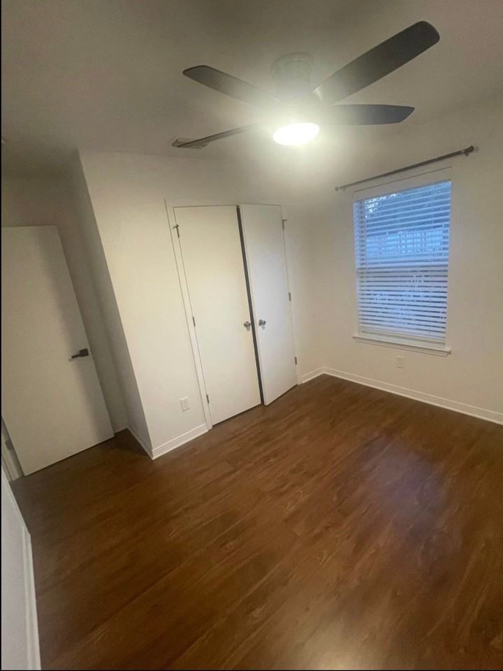 5222 Medina Rd #D - Photo 6 of 7