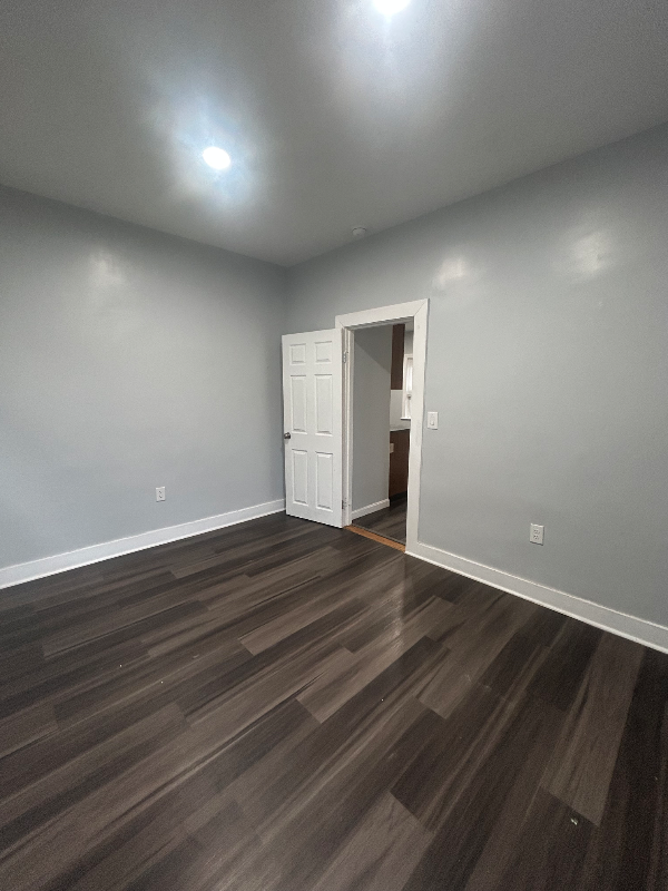 147 Prudence Ave #1 - Photo 7 of 10