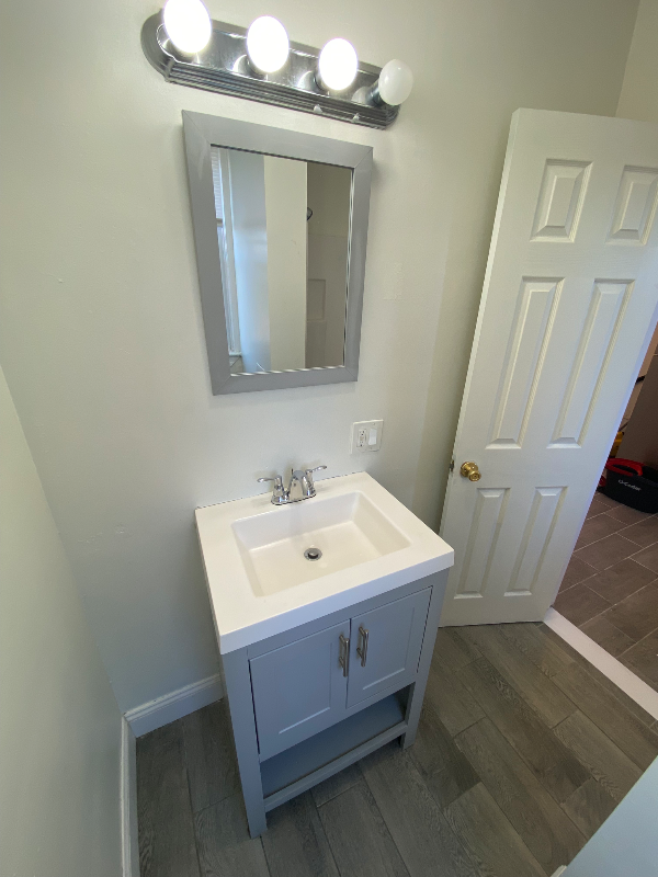 11 Roosevelt St #3R - Photo 3 of 10