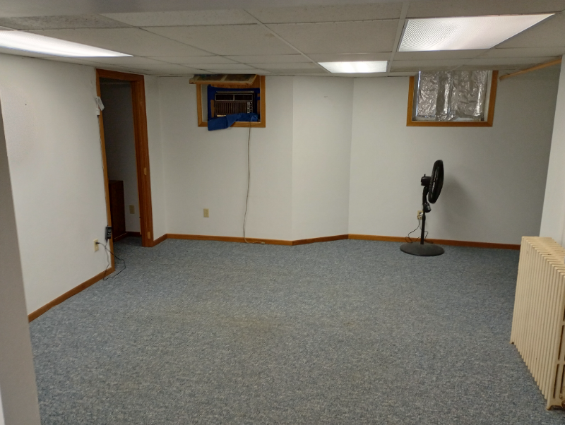 308 8th Ave Se #4 - Photo 4 of 7