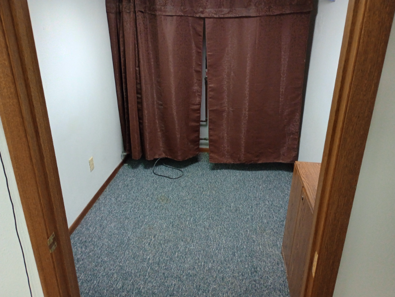 308 8th Ave Se #4 - Photo 5 of 7