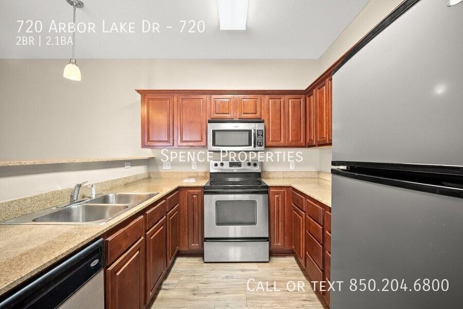 720 Arbor Lake Dr #720 - Photo 4 of 46