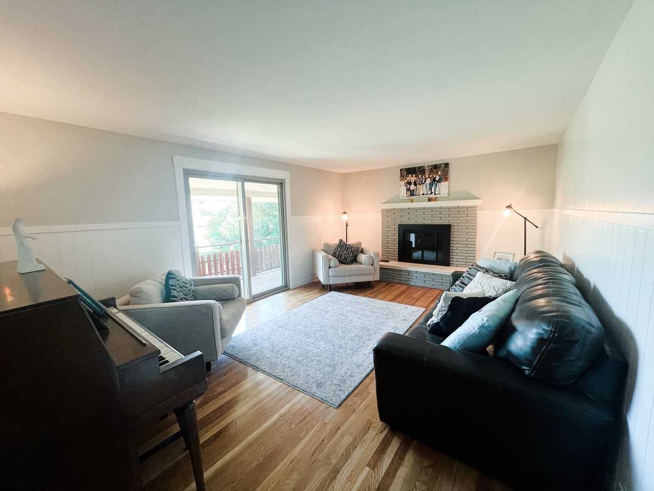 842 Shannon Rd - Photo 2 of 10