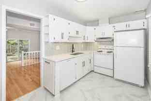 118 Camelot Ct - Photo 1 of 1