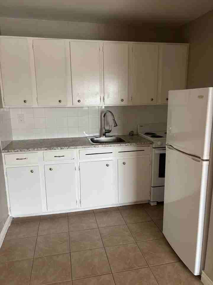 3511 118 Ave Nw #407 - Photo 3 of 8