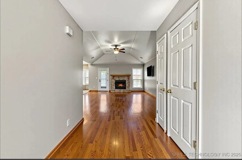 3220 N 3rd Pl - Photo 4 of 17