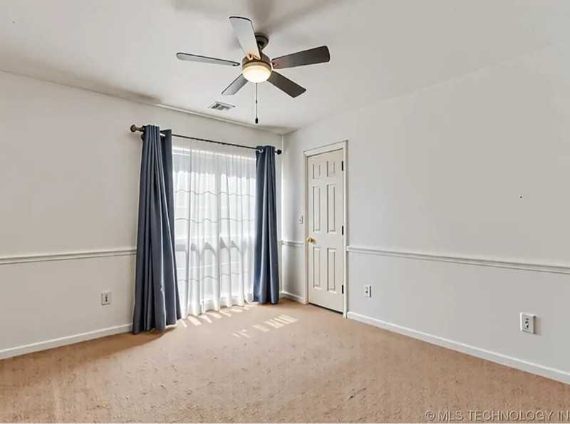 3220 N 3rd Pl - Photo 7 of 17