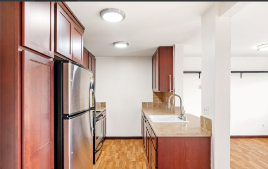 1953 S I St #9 - Photo 5 of 17