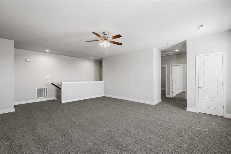 1400 Razordbill Rd #2A - Photo 3 of 7