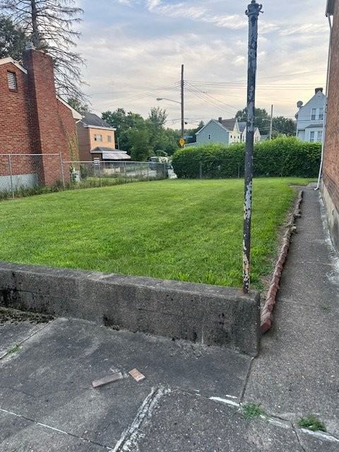 5417 Glenwood Ave - Photo 5 of 6