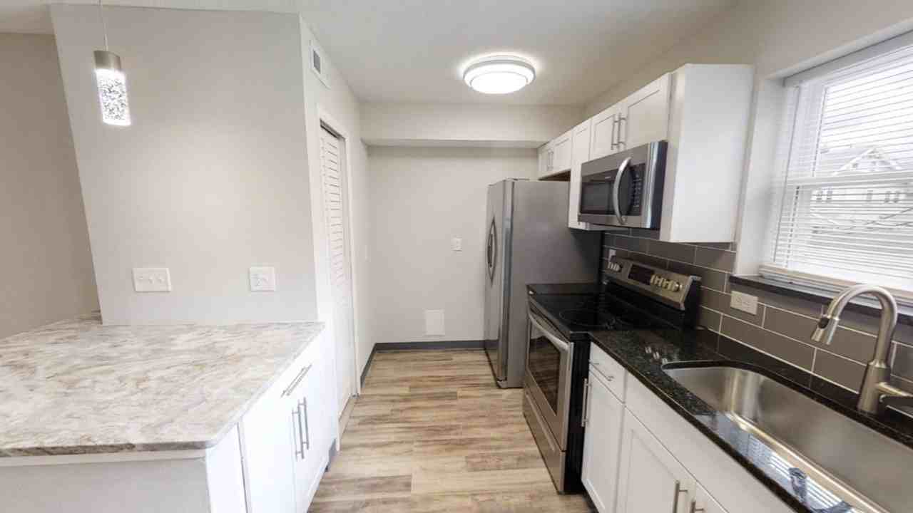 3181 Dorris Ave - 3181 Dorris Ave-Apt #3 - Photo 6 of 46