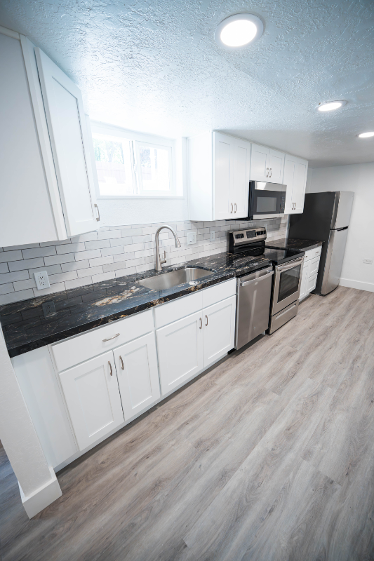 2550 S Highland Dr #B - Photo 6 of 16