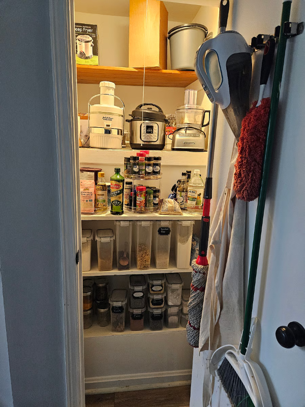 5519 Madison Ave - Photo 7 of 18