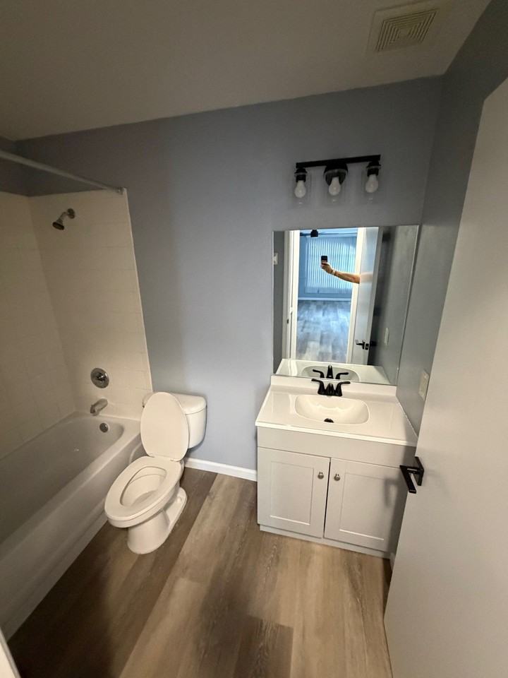 252 Coco Plum Dr #B - Photo 6 of 12