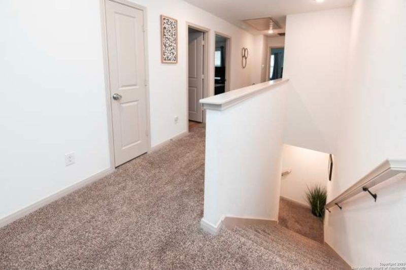 7508 Magnolia Vlg #101 - Photo 4 of 11