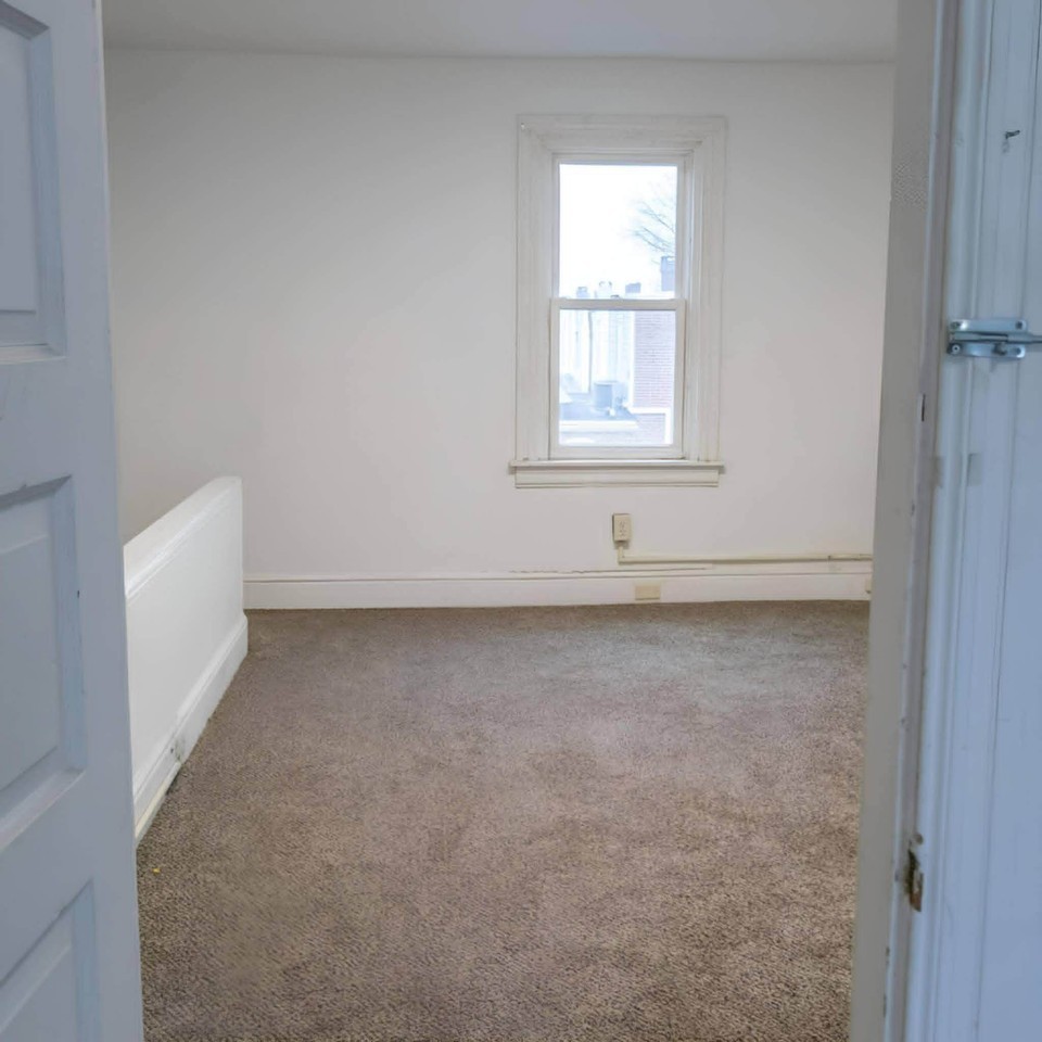 40 N Tremont St #2 - Photo 2 of 12