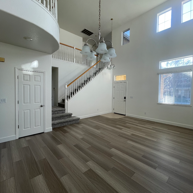 1924 Rochester St - Photo 2 of 9