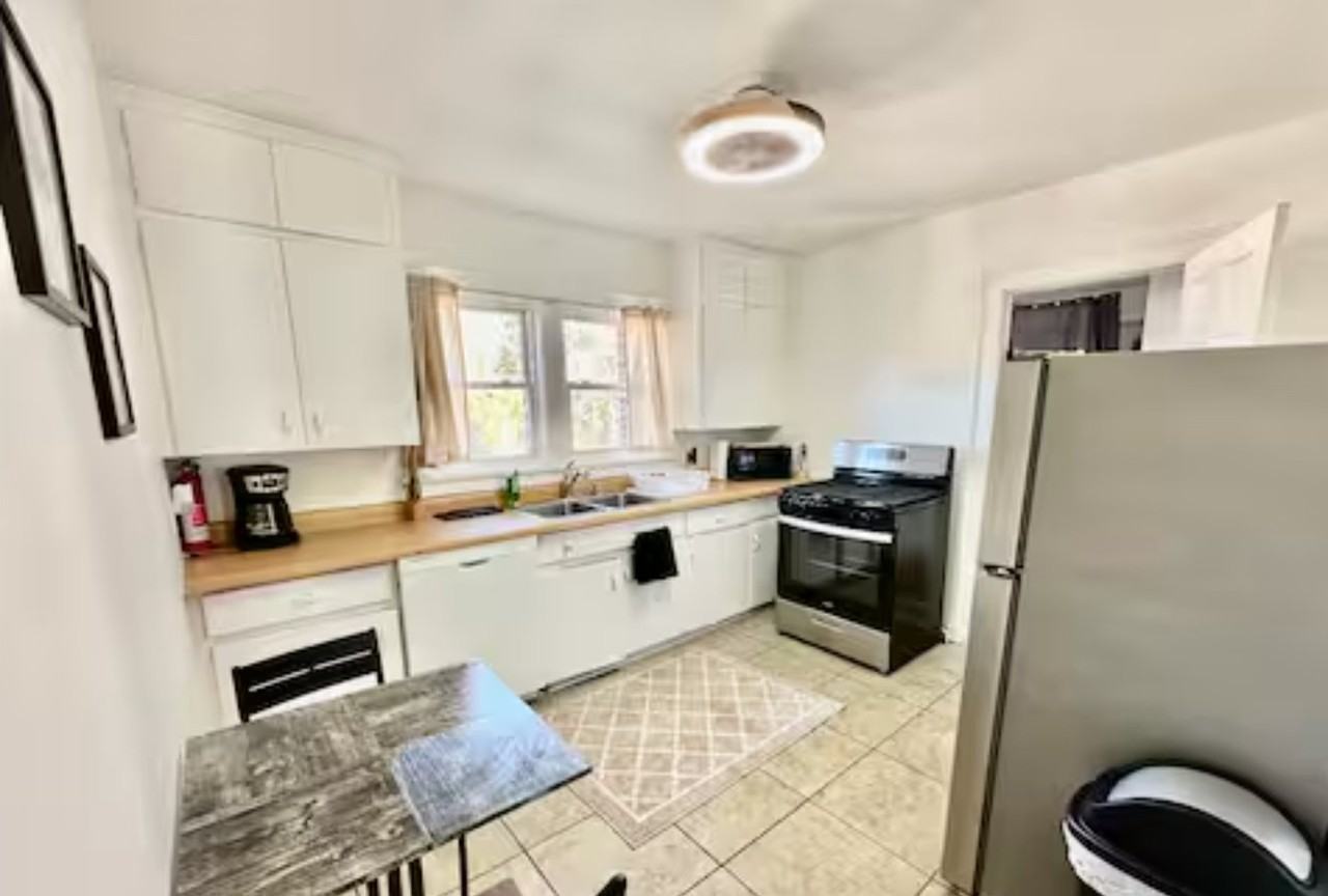 1309 Wabash St #2 - Photo 2 of 5