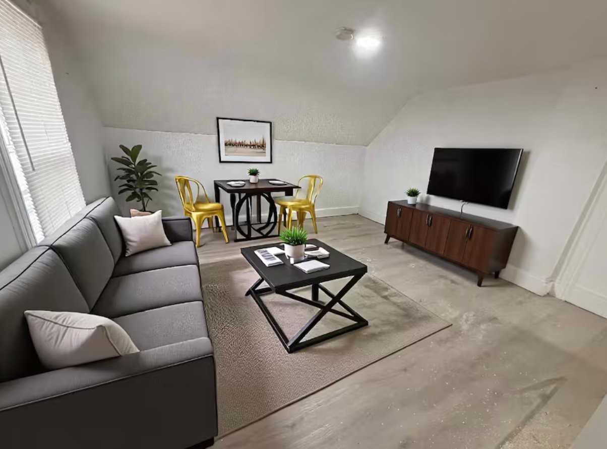 1309 Wabash St #2 - Photo 5 of 5