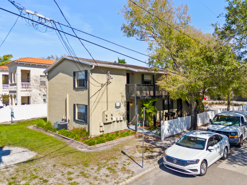 310 S Orleans Ave #310A - Photo 3 of 45