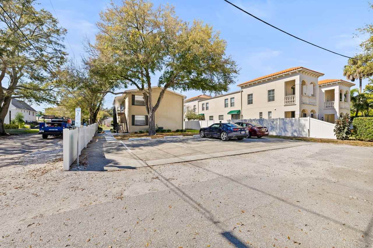 310 S Orleans Ave #310A - Photo 6 of 45