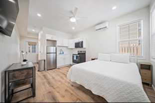 5069 Peachtree Ave #A - Photo 1 of 1
