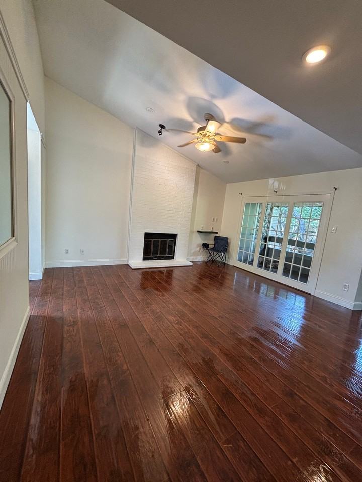 1207 Quail Valley Ln #236 - Photo 2 of 5