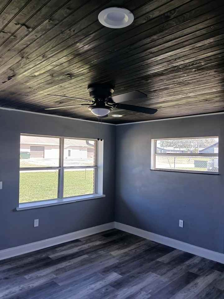 13 Denise Ave - Photo 3 of 14