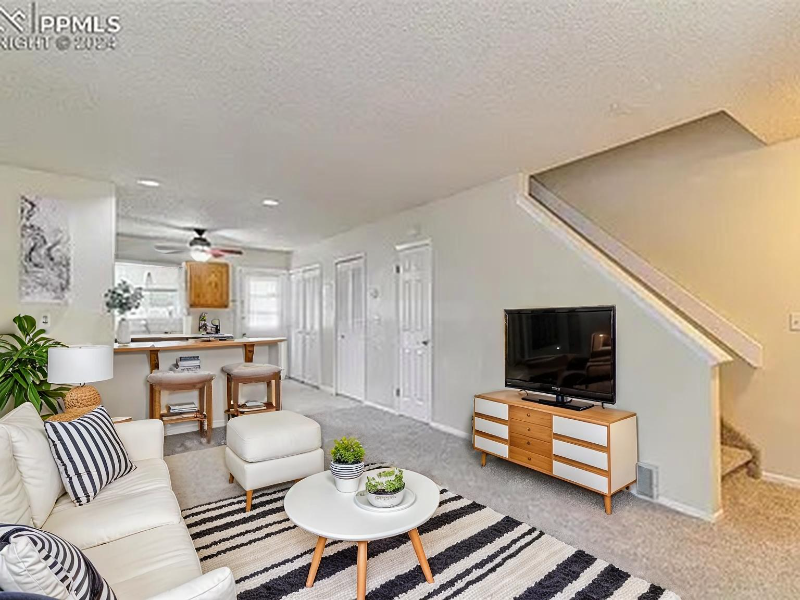 2337 Split Rock Dr - Photo 3 of 20