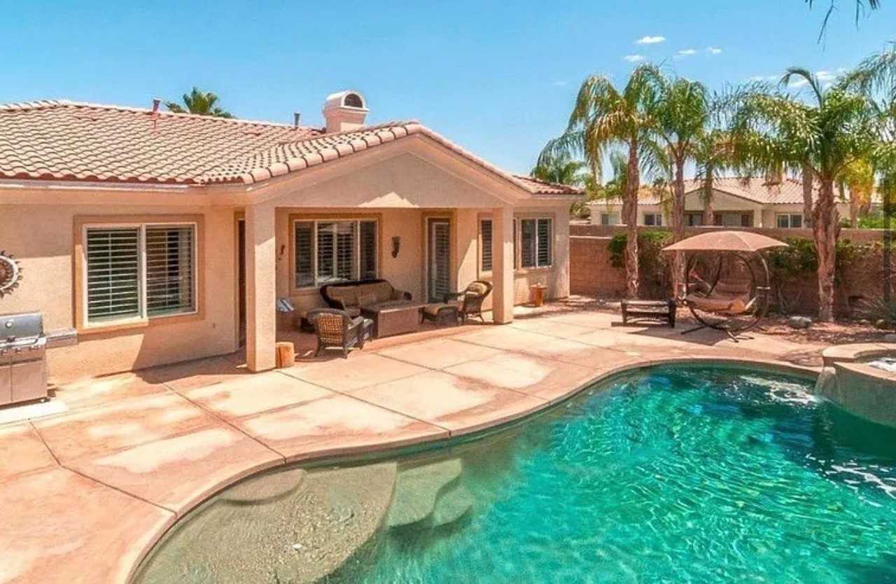 48841 Via Estacio - Photo 2 of 15